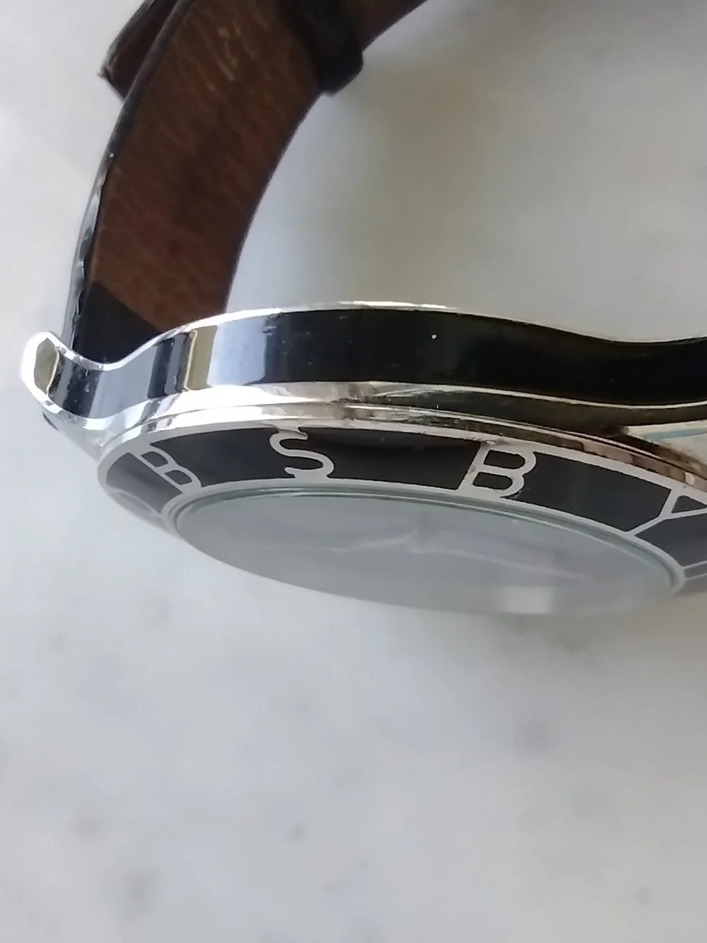 MARC JACOBS Black Round Logo Watch